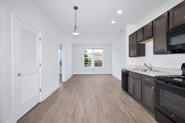 Building Photo - Eastbrooke Apartments