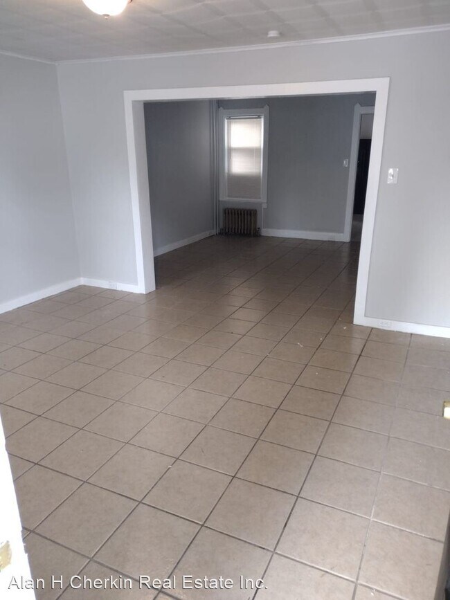 Foto del edificio - 3 br, 1 bath House - 415 Laurel Street