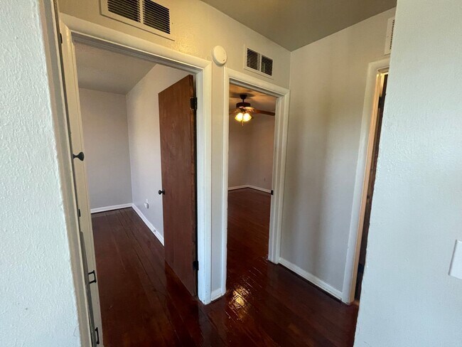 Foto del edificio - 2 Bed Moore