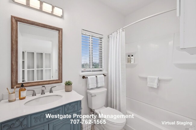 Building Photo - 27 Valen Way