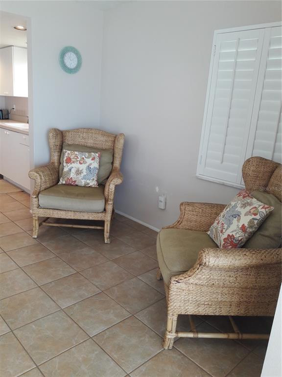 Foto del edificio - 5860 Midnight Pass Rd