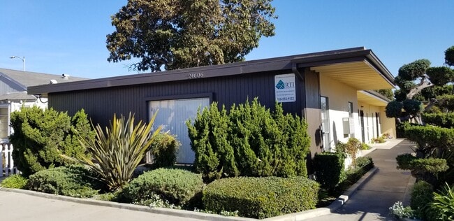 BELLA APARTMENTS: Beautiful 1 Bed - 1 Bath - BELLA APARTMENTS: Beautiful 1 Bed - 1 Bath