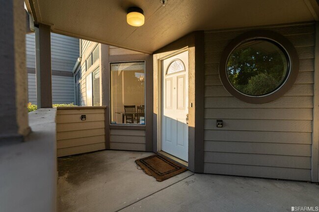 Building Photo - 25595 Compton Ct