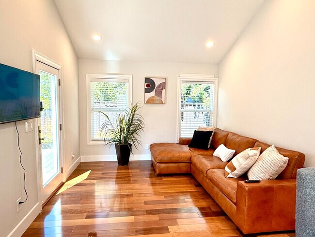 Foto del edificio - 10726 Randy Ln