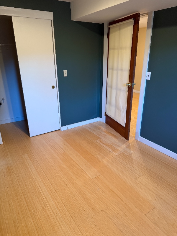 Building Photo - 6547 Greenwood Ave N