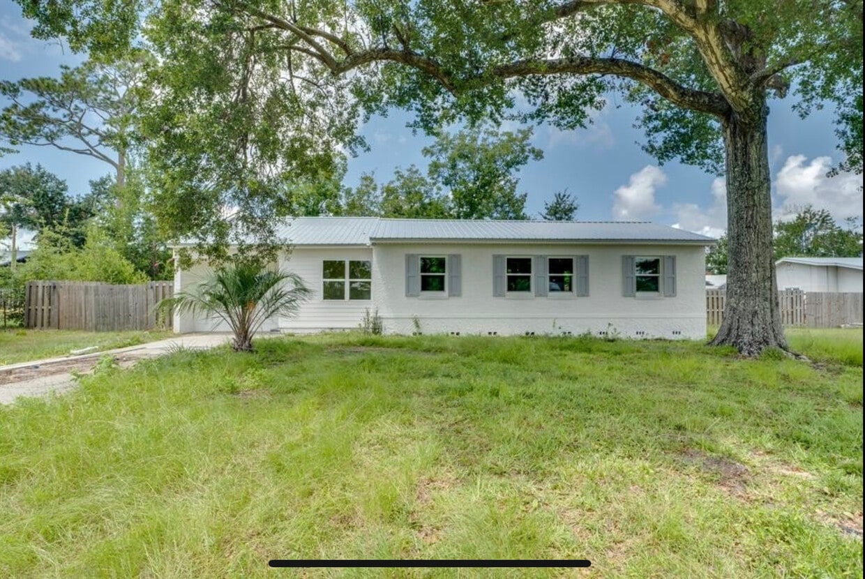 1026 Woodward Ave, Port St Joe, FL 32456 House Rental in Port St Joe