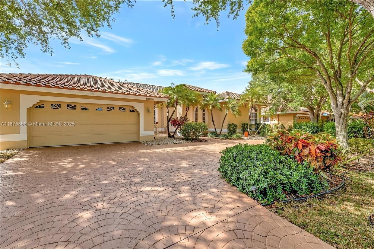 Foto principal - 12714 NW 18th Ct