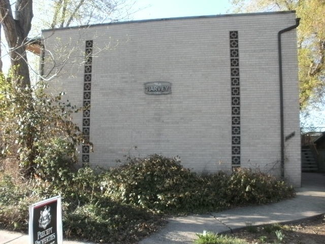Primary Photo - 1140 Ramona Ave