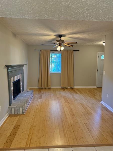 Foto del edificio - 480 Roswell Farms Rd