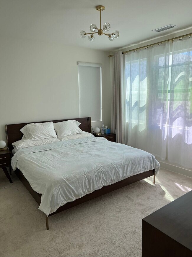 Foto del edificio - 943 E Mason Ln