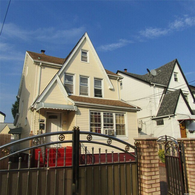 Building Photo - 89-55 211th St