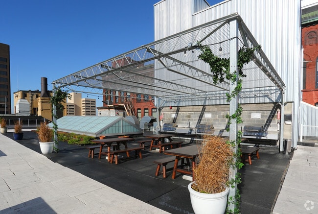 Patio - Merchants Commons