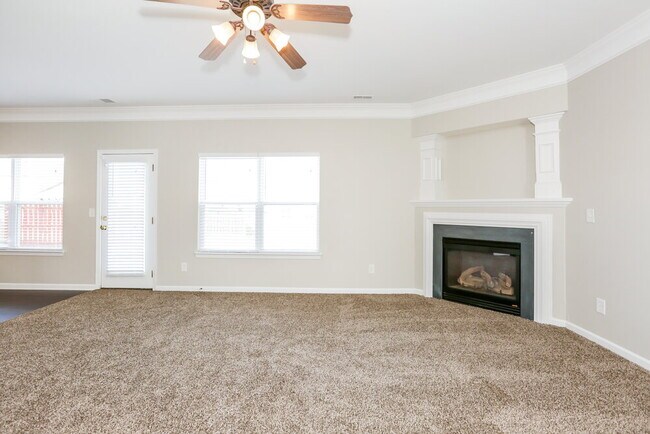 Foto del edificio - 4823 Sunburst Ln