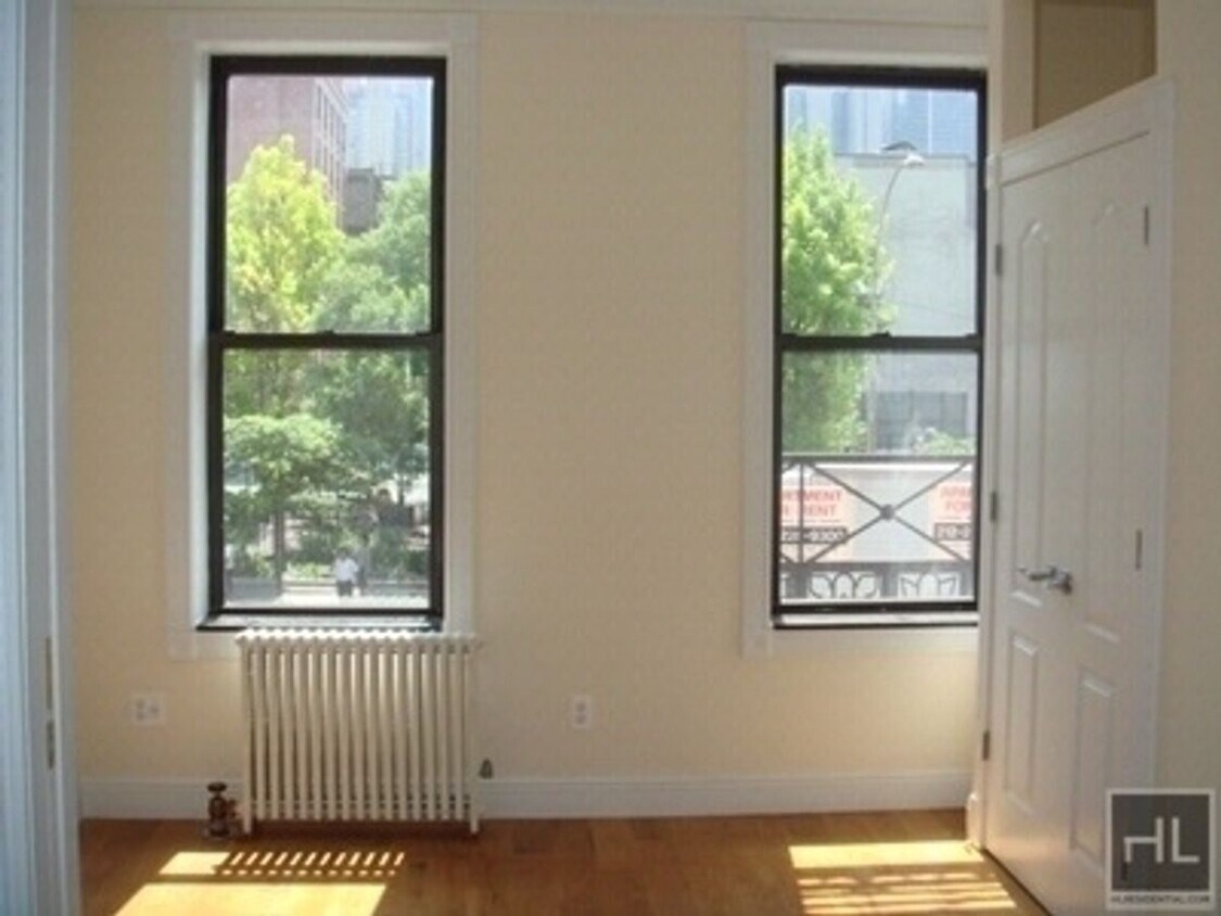 Foto del edificio - GORGEOUS MIDTOWN WEST 2 BEDROOM - WON'T LA...
