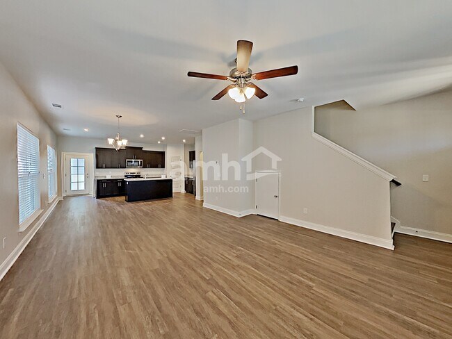 Foto del edificio - 5518 Central Grove Sq