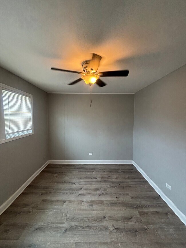 Foto del edificio - 392 W Hickory St