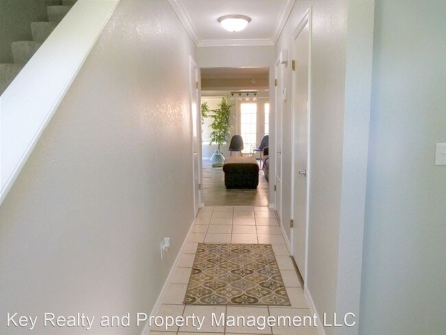 Building Photo - 2 br, 1.5 bath House - 8131 NW 23rd St - 8...