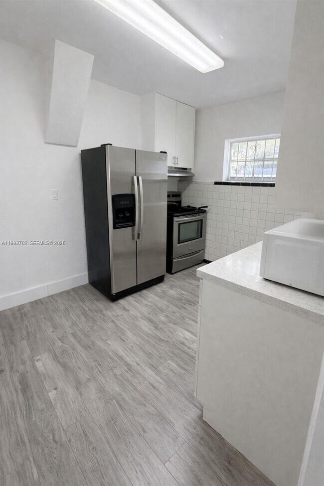 Foto del edificio - 1538 NW 66th St
