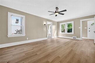 Building Photo - 3221 Killian Rd