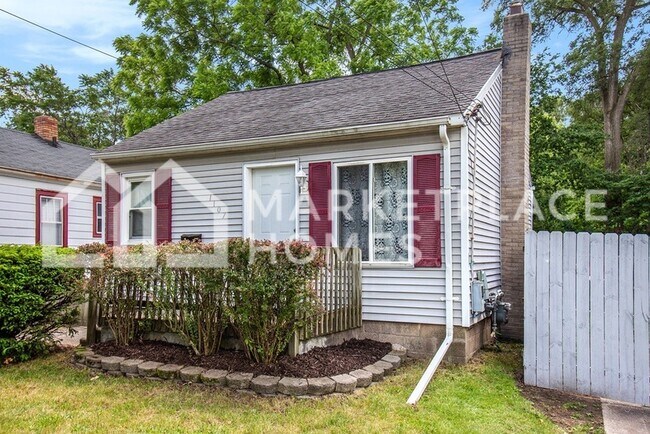 Building Photo - 1107 Greenwood Ave