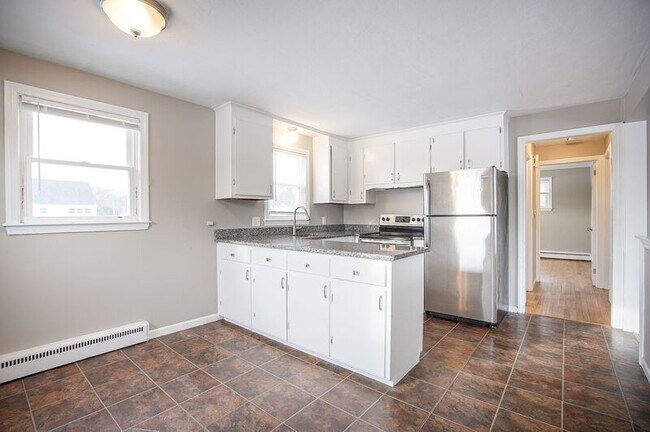 Foto del edificio - 27 Campbell Dr