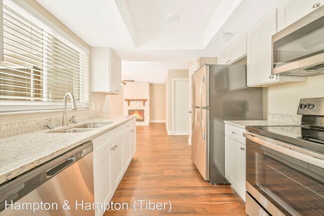 Building Photo - 3 br, 2 bath House - 4271 ROANNE DR