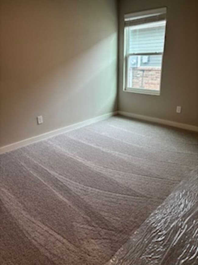 Building Photo - BRAND NEW HOME!