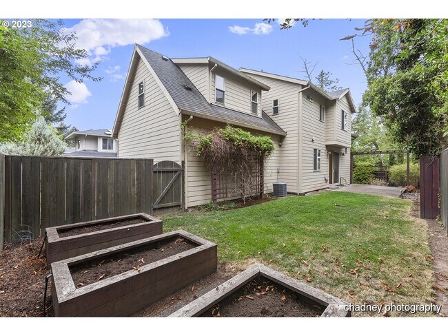 Foto del edificio - 5406 SW Taylors Ferry Rd