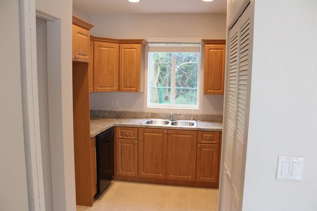 Photo - 25050 SW 134th Ave Townhome