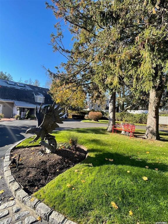Foto principal - 63 Baycrest Ave