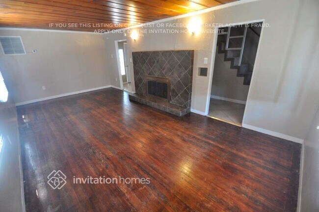 Foto del edificio - 806 E Amelia Ave