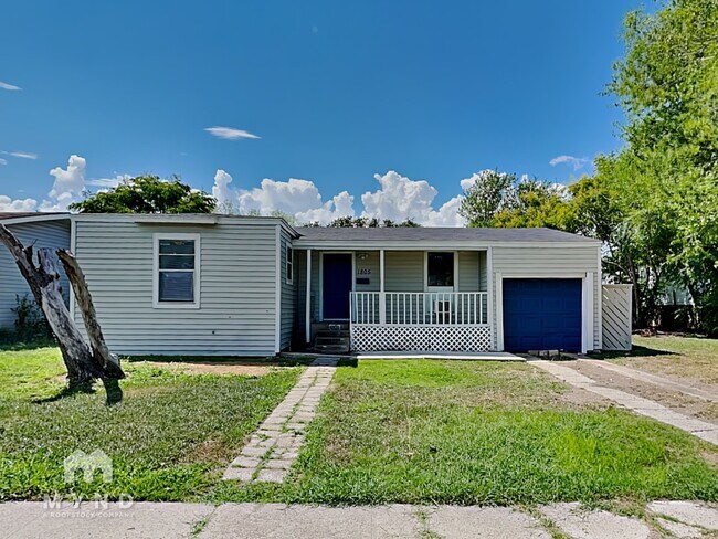 Foto del edificio - 1805 Trenton Dr