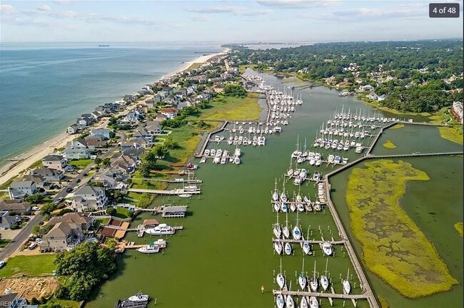 Foto del edificio - 31 Bay Front Pl