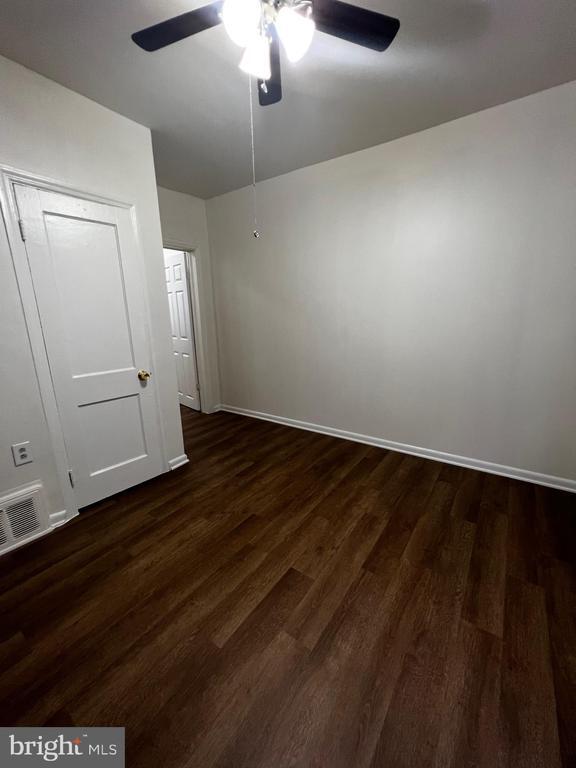 Building Photo - 3822 Fairhaven Ave