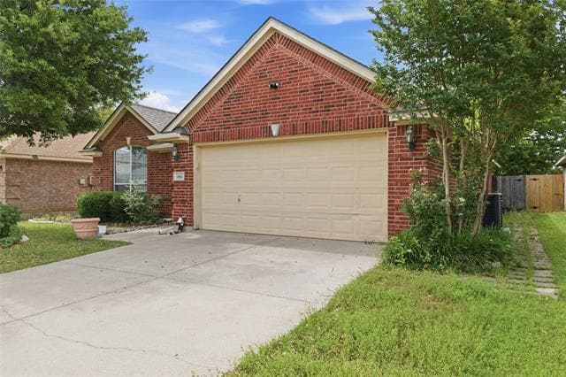 Foto del edificio - 9008 Winding River Dr