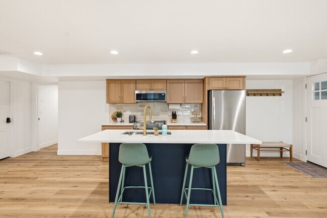 Foto del edificio - 2453 Brookglen Dr