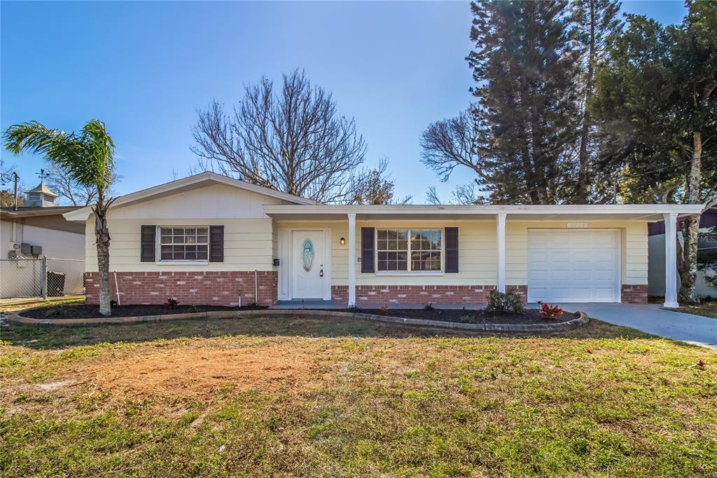 Foto principal - 3824 Moog Rd