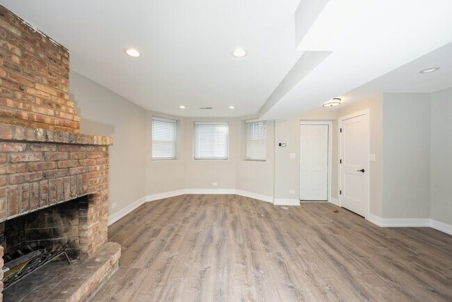 Foto del edificio - 1435 N Washtenaw Ave