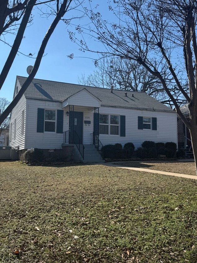 Foto principal - Adorable Cottage Home in Park Hill