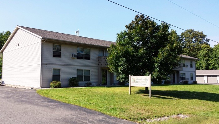 Primary Photo - 415-417 Lotus St