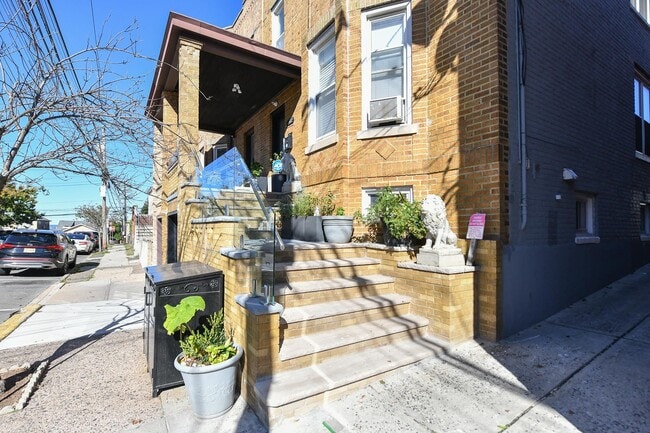 Foto del edificio - 1402 8th St