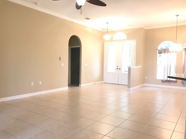 Building Photo - 4 Bedroom Home in Grand Island Florida