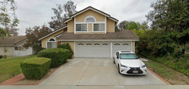 Building Photo - 915 Watercress Ln