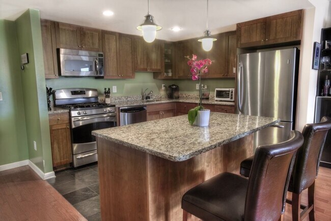 Foto del edificio - 700 Grove St