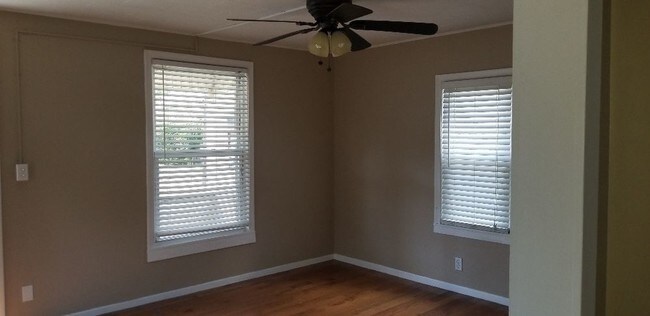 Foto del edificio - 89 S Jessie - Adorable Pontiac 2Bed/1Bath