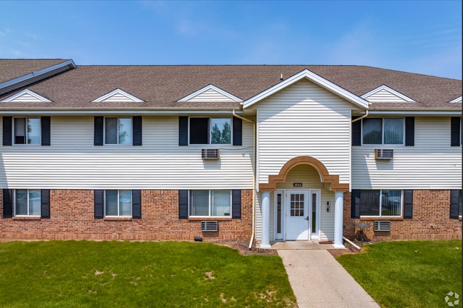 Building Photo - Modern Apartments Available Now!