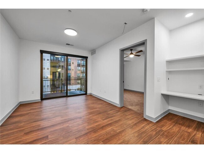 Foto del edificio - 640 Wisconsin Ave N