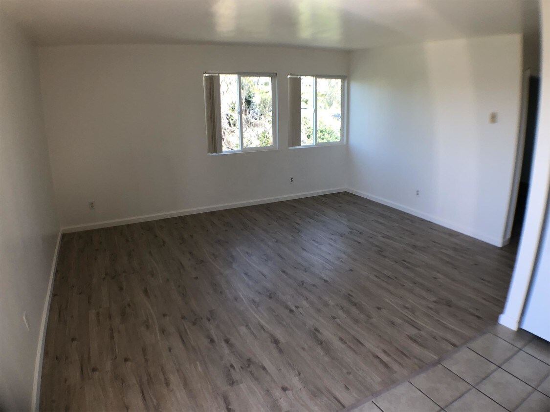 Foto principal - 2590 Highland Ave