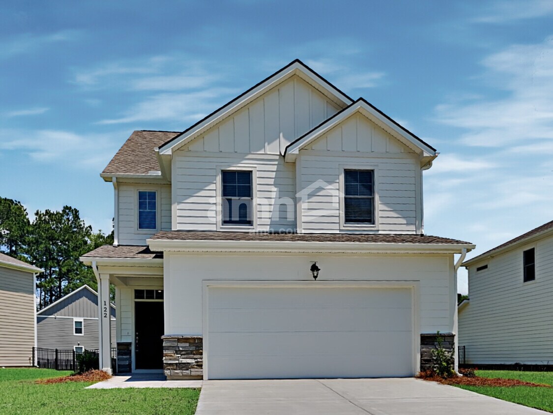 122 Thatchet Drive House Rental in Moncks Corner, SC