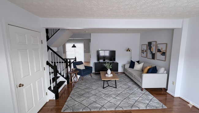 Foto del edificio - 577 MacIntosh Cir